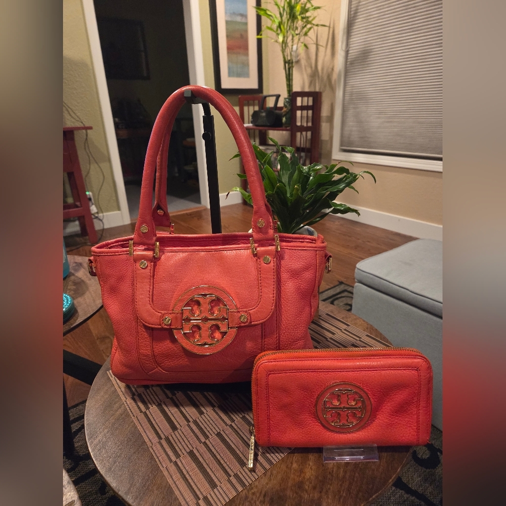 Tory Burch Salmon Color Leather Tote and Wallet Set